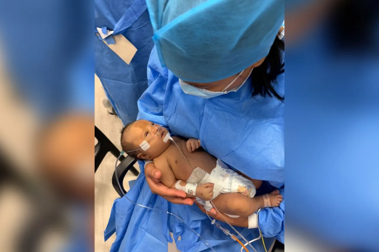 La pequeña Vasti Adalyn, de apenas una semana de nacida, requiere quimioterapias y donadores de sangre para enfrentar un delicado estado de salud.