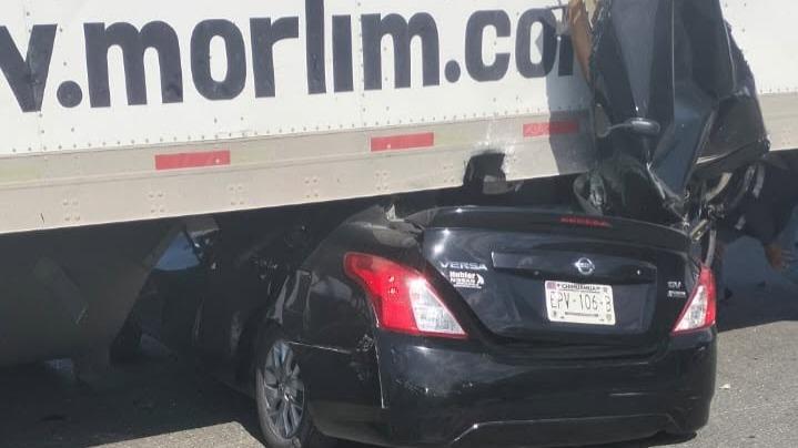 Pierde la vida al estrellarse contra un tráiler 1