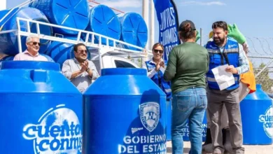 JMAS entrega más tinacos en Juárez y lanza advertencia a beneficiarios 31 La Junta Municipal de Agua y Saneamiento informó que ya ha entregado mil 800 tinacos en la zona de Los Kilómetros y reiteró que los apoyos son gratuitos, personales y no pueden venderse.
