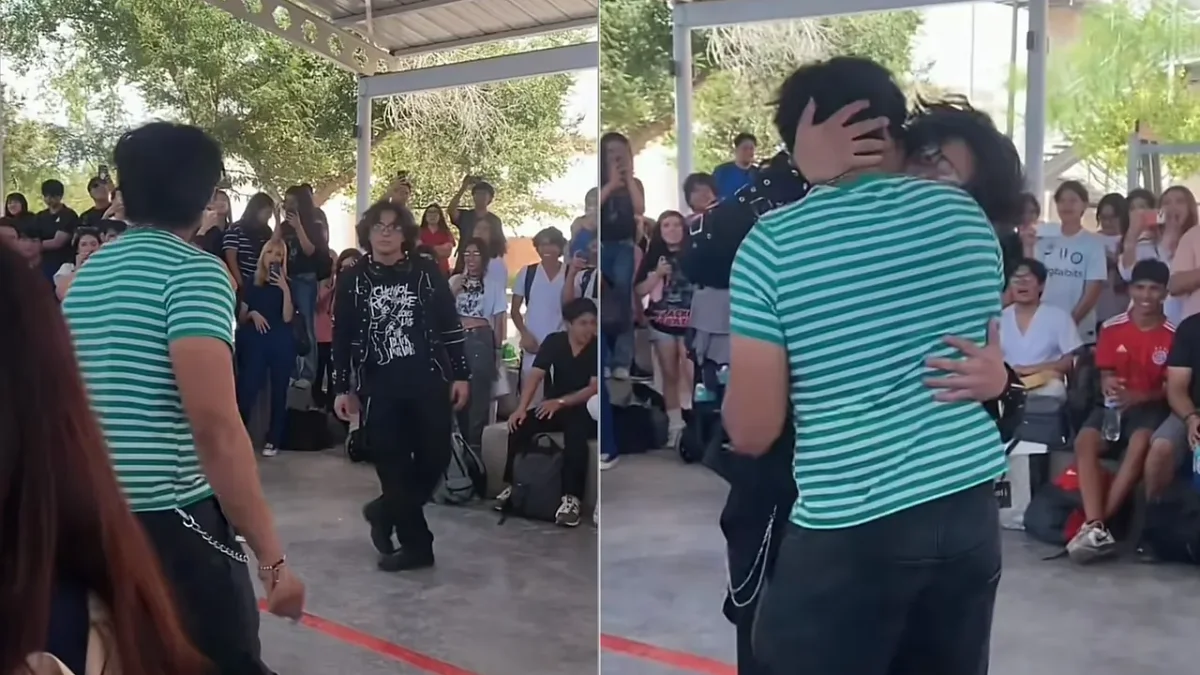 Alumnos del ICB de la UACJ durante una batalla de aura viral en TikTok