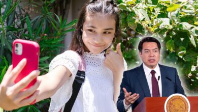 Maestros analizan el uso de celulares en las escuelas de México