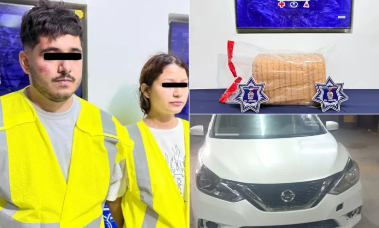 Detienen a dos jóvenes con cerca de 10 kilos de marihuana en Bosques de Salvárcar 1 Vehículo relacionado con el aseguramiento de presunta marihuana en Bosques de Salvárcar