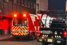 Autoridades atienden una agresión entre meseras en un bar del Centro de Monterrey