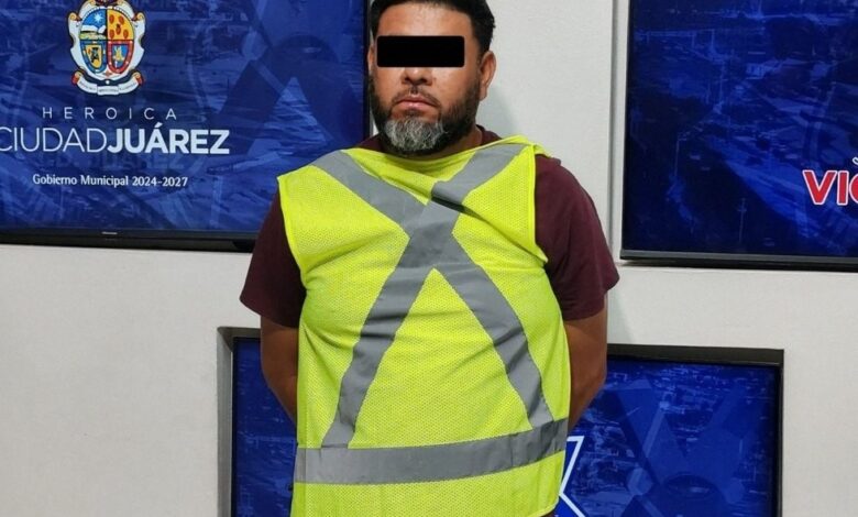 Lo detienen con 62 dosis de cocaína en Juárez 1 Vehículo relacionado con la detención de un hombre con 62 envoltorios de cocaína en Ciudad Juárez