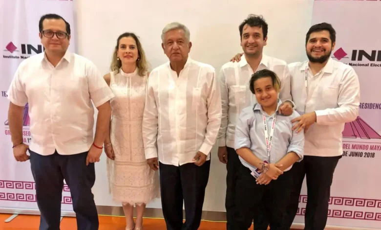 EU canceló visas a los tres hijos de AMLO, asegura Salvador García 1 Los tres hijos del expresidente Andrés Manuel López Obrador señalados en el reporte sobre la cancelación de visas