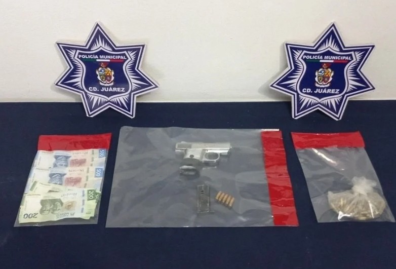 Detienen a presunto l4drón a mano arm4d4 en flagrancia en Juárez 2