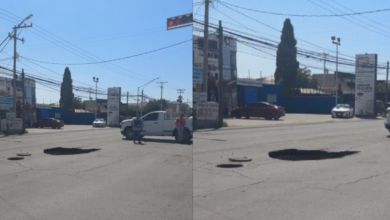 Camioneta cae en hundimiento sobre avenida De la Raza 5 El pavimento colapsó de repente... una camioneta terminó atrapada en pleno cruce de De la Raza.