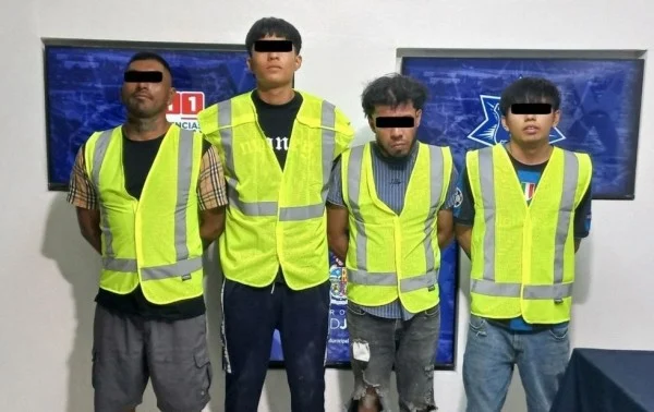 Por pelear entre ellos, detienen a 4 con pistola 9 mm 1