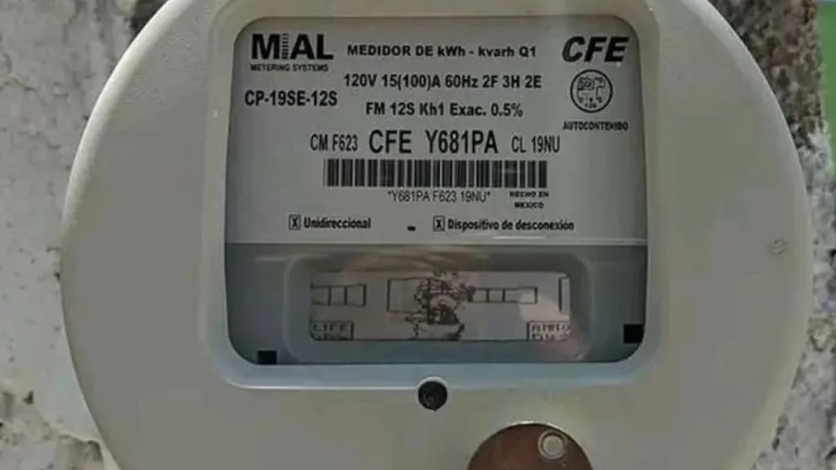 Medidor de CFE utilizado para registrar el consumo de energía eléctrica