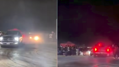 Camioneta arrolla a espectadores durante carreras clandestinas en la Puerta de Juárez 3 El conductor de una pick up perdió el control mientras realizaba giros y derrapes cerca de un grupo de jóvenes; no existe información oficial sobre la cantidad de lesionados.