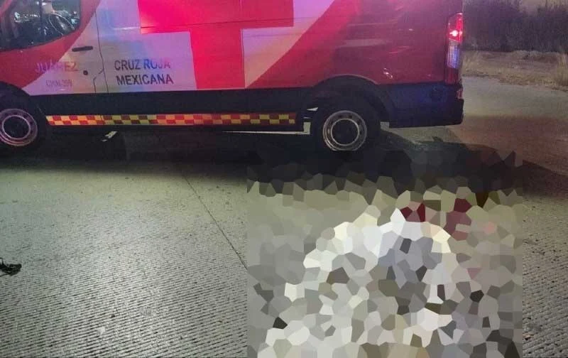Lugar donde un hombre murió atropellado en la avenida Miguel de la Madrid de Ciudad Juárez