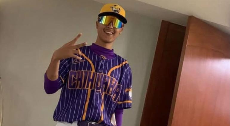 El club de béisbol lamentó la muerte de su jugador, quien permanecía hospitalizado después de sufrir una descarga eléctrica y caer de un segundo piso.
