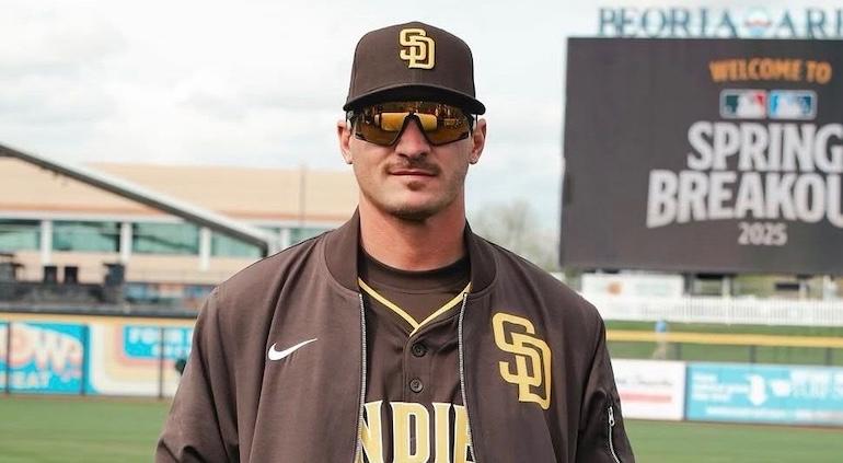 Oswaldo José Pirela permanece bajo custodia migratoria; su familia afirma que solicitó asilo en Estados Unidos en 2014.