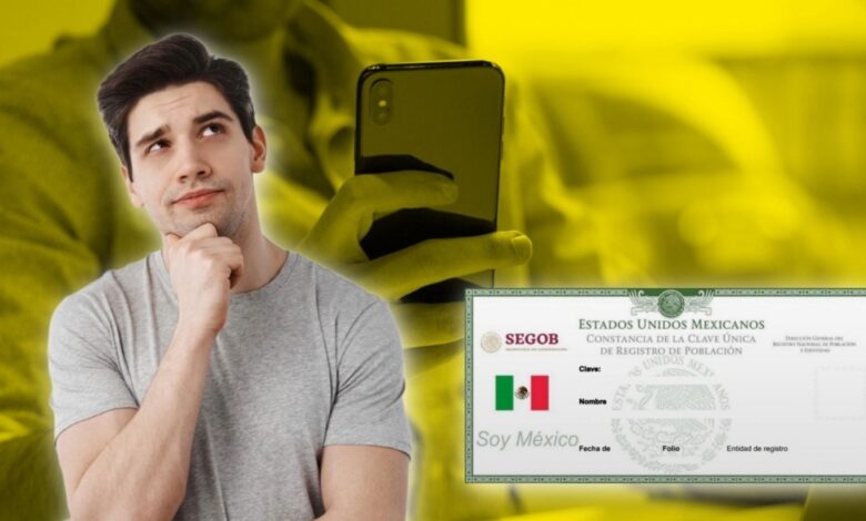 Teléfono celular durante el proceso de vinculación de una línea con la CURP