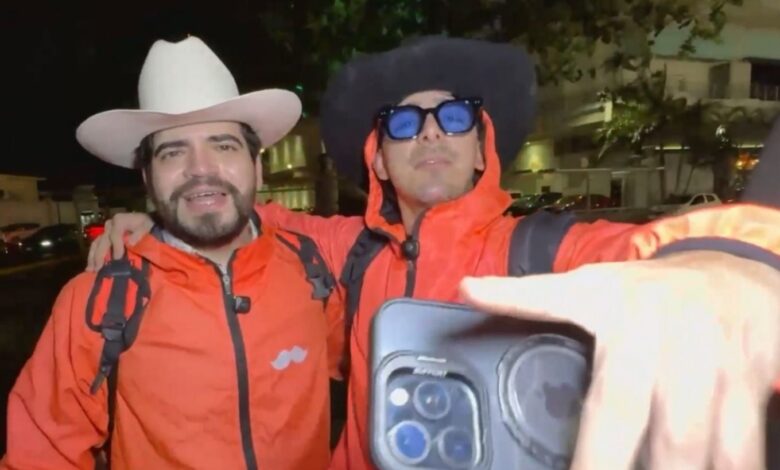 Amigo de César Gastélum despide al creador de contenido tras at4qu3 en Culiacán 1 César Gastélum junto a su amigo Alejandro Fierro antes del ataque en Culiacán