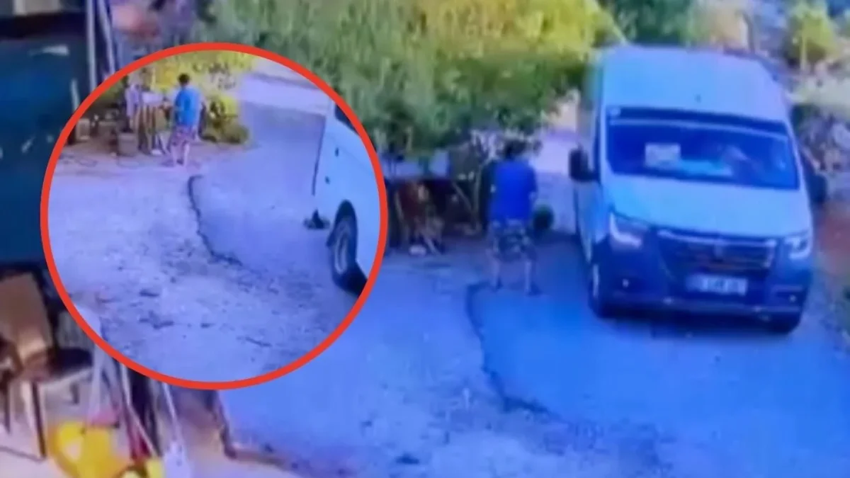 Camioneta involucrada en un accidente ocurrido en Serik, Turquía