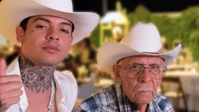 Mu3r3 querido familiar de Natanael Cano después de su cumpleaños 2 Natanael Cano junto a su abuelo Miguel Ángel Monge Quijada durante una reunión familiar