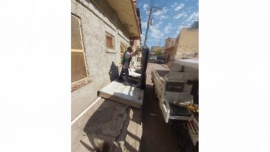 Refuerzan retiro de tiliches y limpieza en el Centro Histórico de Juárez 2 Cuadrilla municipal realiza labores de limpieza y retiro de tiliches en el Centro Histórico de Ciudad Juárez