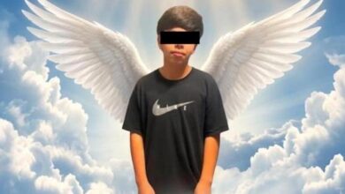 Hallan Jeep abandonada vinculada con muerte de Daniel, de 14 años 4 Camioneta Jeep azul marino asegurada durante la investigación por la muerte de Daniel Arellano