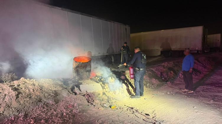 Incendió basurero; lo arrestaron con droga 1 Predio utilizado como basurero clandestino en el sector del Kilómetro 20 de Ciudad Juárez