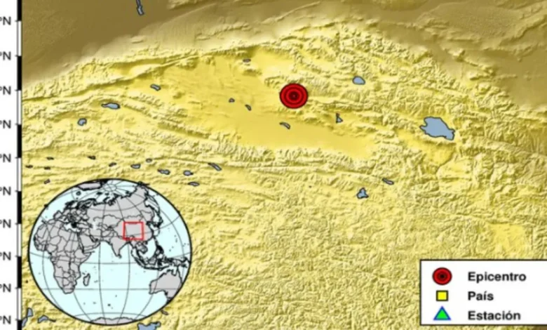 El USGS ubicó el epicentro en una zona remota y activó una alerta amarilla para evaluar posibles daños humanos y económicos.