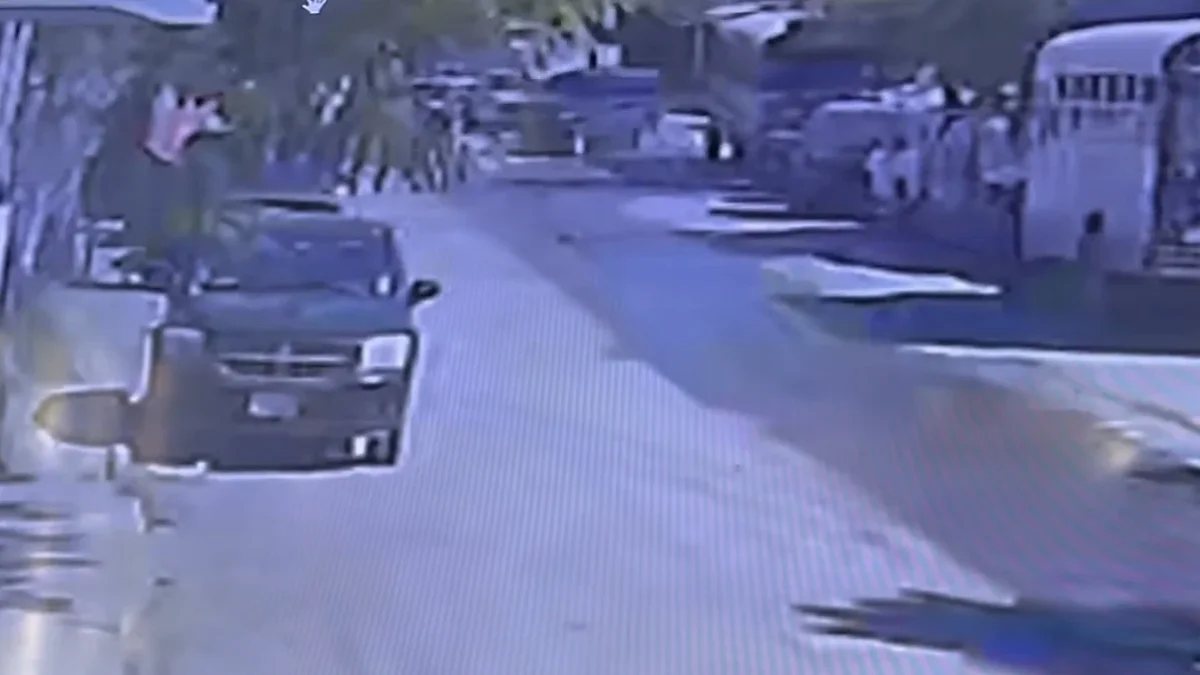 Video del choque relacionado con una camioneta en Cobre y Plan de San Luis de Ciudad Juárez