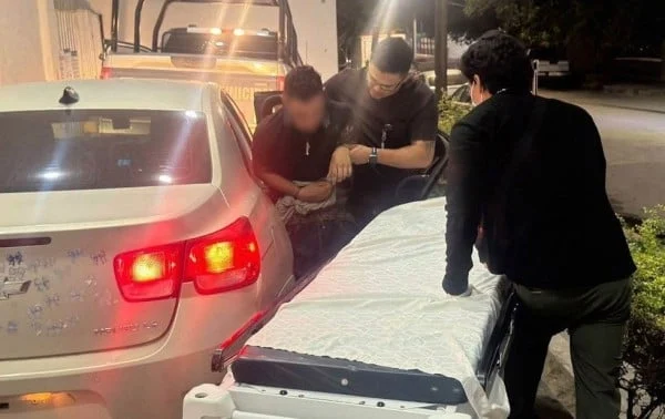 Adolescente trasladado al Hospital General de Ciudad Juárez por una herida abdominal