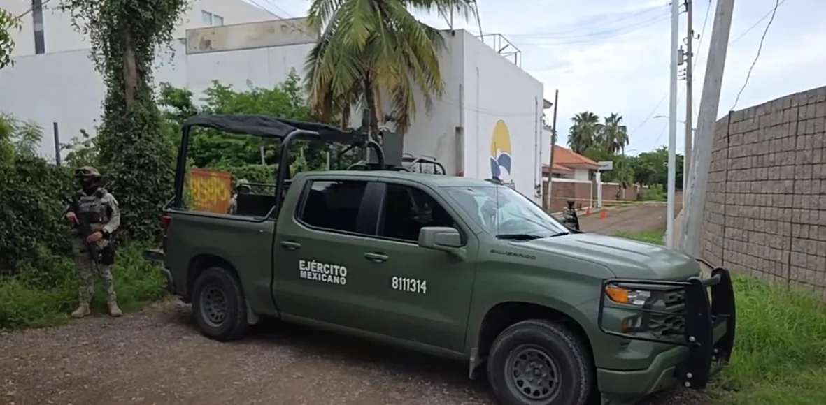 Militares y agentes resguardan zona con artefactos explosivos en Culiacán