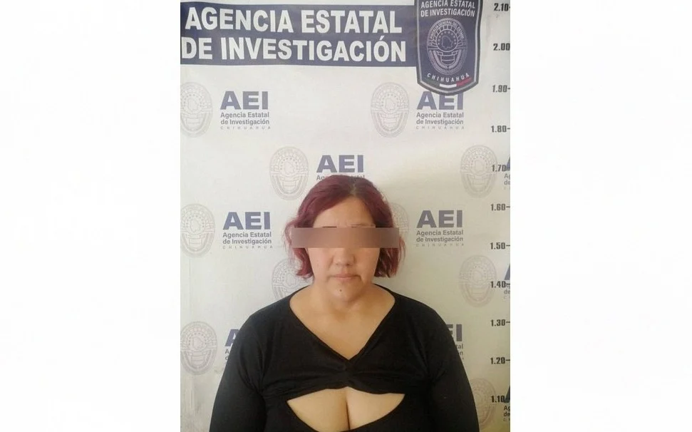 Camioneta relacionada con un caso de robo con violencia en Ciudad Juárez