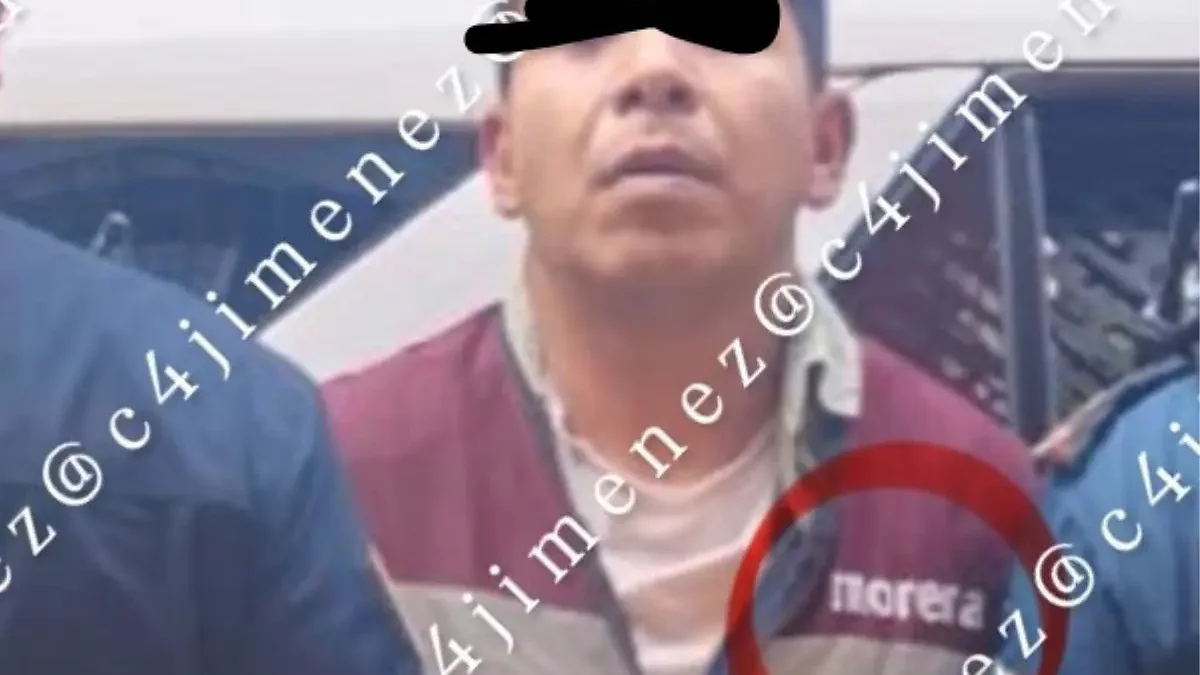 Hombre detenido en Azcapotzalco con chaleco guinda y herramientas aseguradas