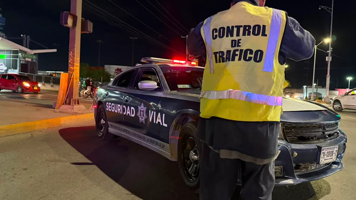 Cierre por lluvias en el bulevar Óscar Flores de Ciudad Juárez