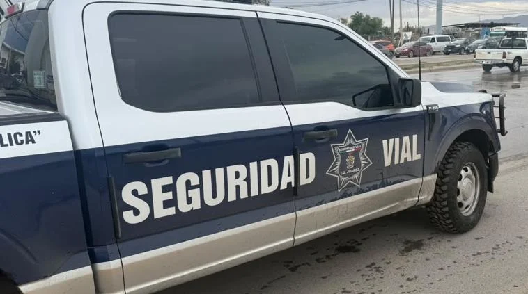 Carril reabierto en la avenida Francisco Villarreal Torres de Ciudad Juárez