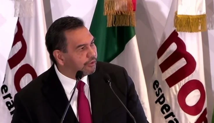Cruz Pérez Cuéllar durante su mensaje tras ser designado coordinador estatal en Chihuahua