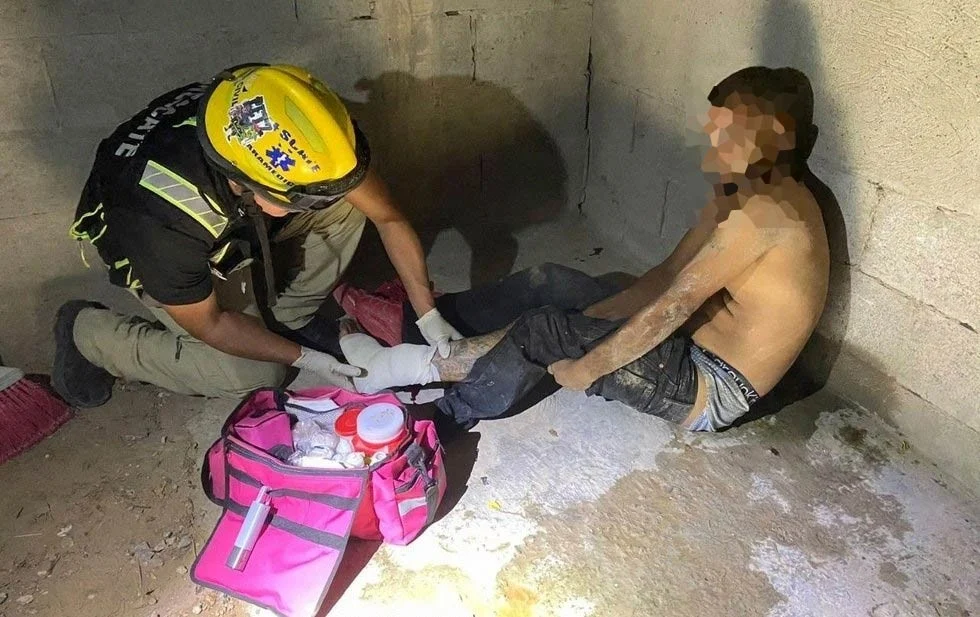 Ambulancia de Rescate atiende una emergencia en Ciudad Juárez