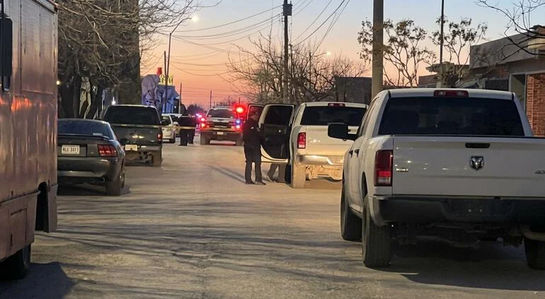 Cruce de calles en Parajes del Sol donde un joven fue localizado con una herida de bala