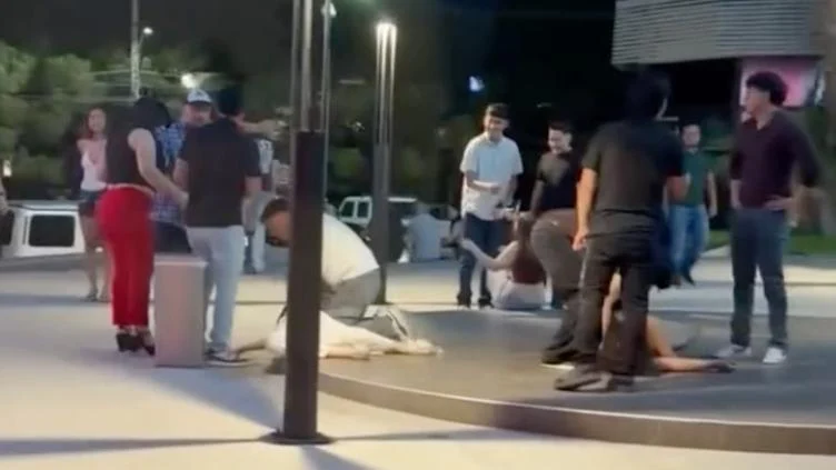 Explanada de Plaza Portales en Ciudad Juárez donde fueron captadas dos mujeres aparentemente inconscientes