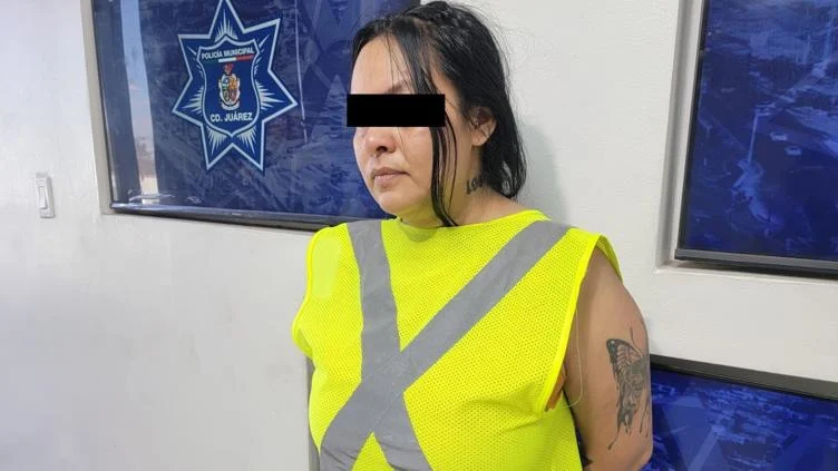 Tienda de Jardines del Valle donde fue detenido una mujer tras el homicidio de su esposo