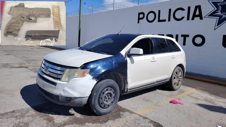 Policías municipales atienden reporte de una persona armada en el bulevar Bernardo Norzagaray