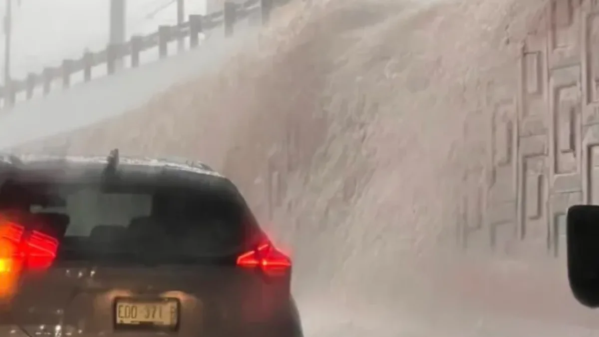 Placas recuperadas por Recaudación de Rentas tras las lluvias en Ciudad Juárez