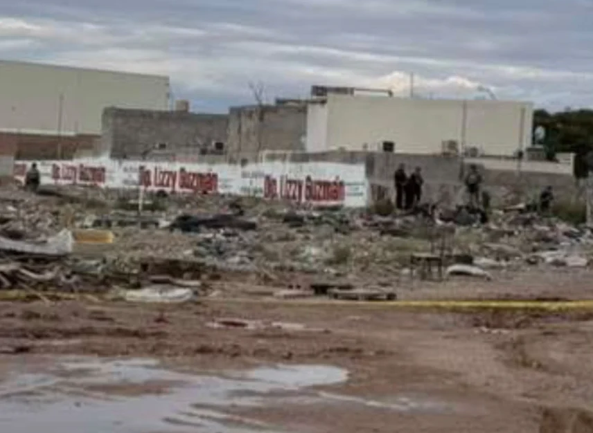 Zona acordonada por autoridades tras el hallazgo de un cadáver en Valle de Olivo, Ciudad Juárez