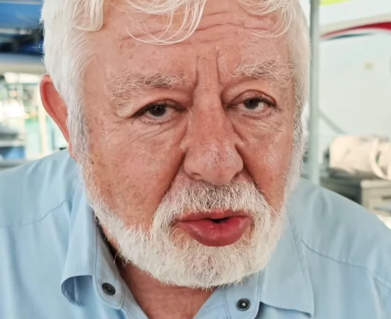 Jaime Maussan durante una investigación en Ciudad Juárez
