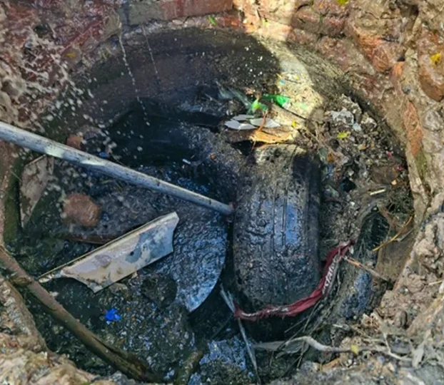 ¡Luego se quejan de las aguas negras! Esto encontró la JMAS en las alcantarillas de Juárez 2