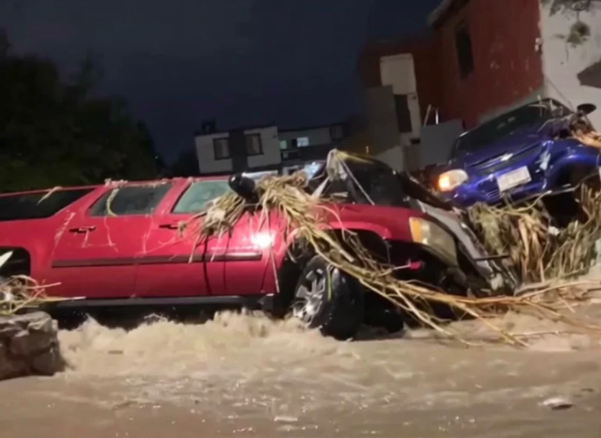 Acumulación de agua y granizo tras las tormentas en Ciudad Juárez