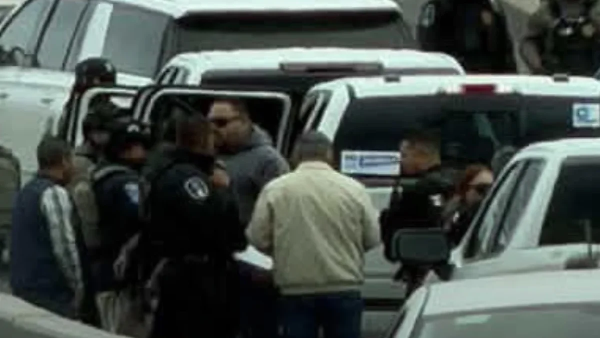 Detención de César Jáuregui Moreno en la avenida Cantera de Chihuahua
