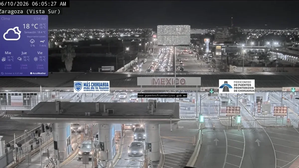 Filas de vehículos en los Puentes Internacionales de Ciudad Juárez