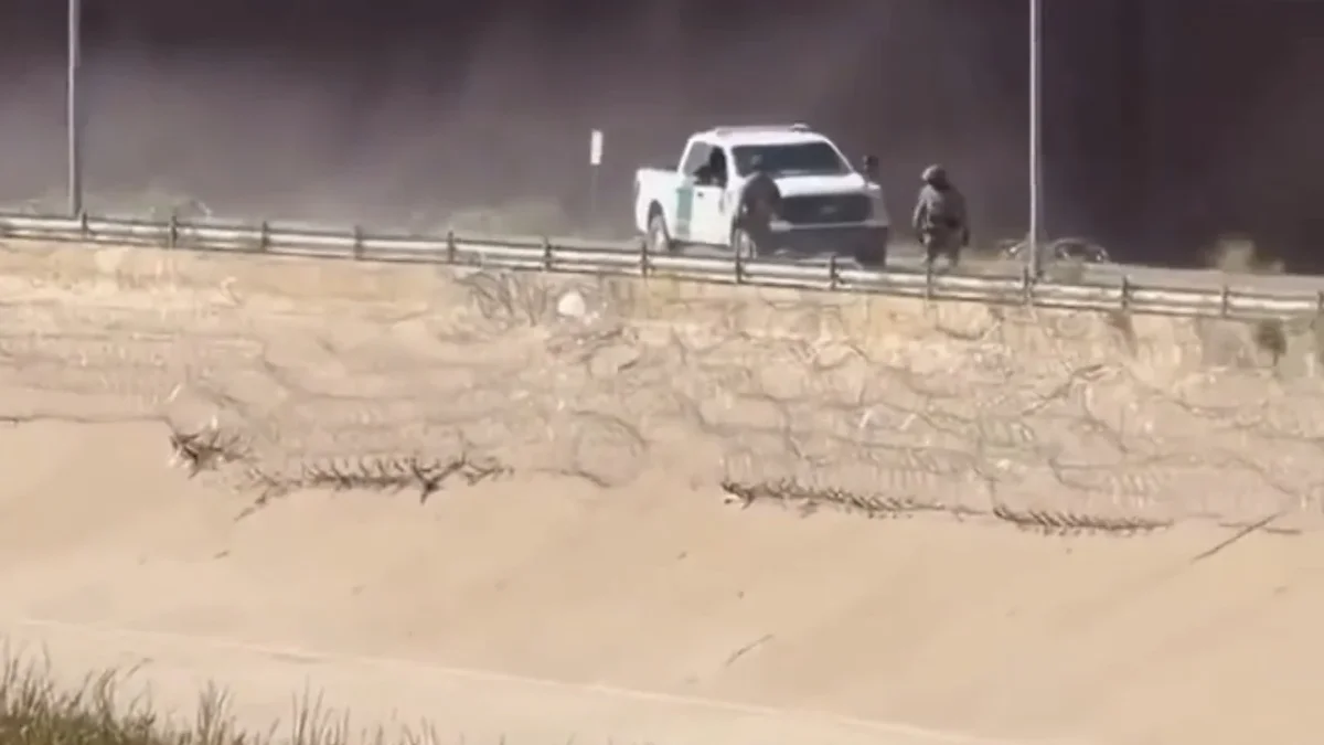 Operativo de la Border Patrol en el río Bravo entre Ciudad Juárez y El Paso