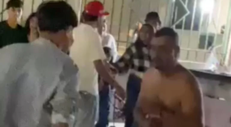 Pelea entre dos hombres en la colonia Tierra Nueva de Ciudad Juárez