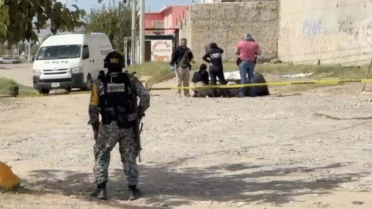 Autoridades investigan hallazgo de un hombre sin vida en la colonia El Granjero