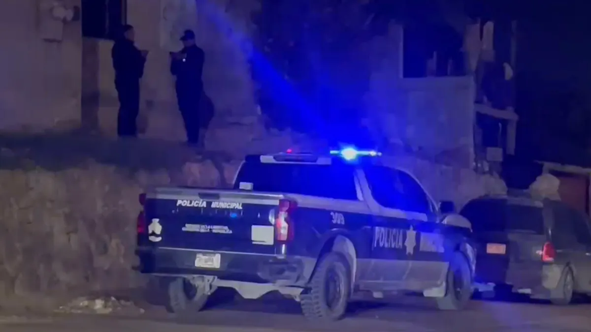 Vivienda acordonada por el asesinato de un hombre en la colonia Libertad de Ciudad Juárez