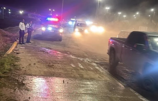 Circulación vehicular en la avenida De las Torres de Ciudad Juárez